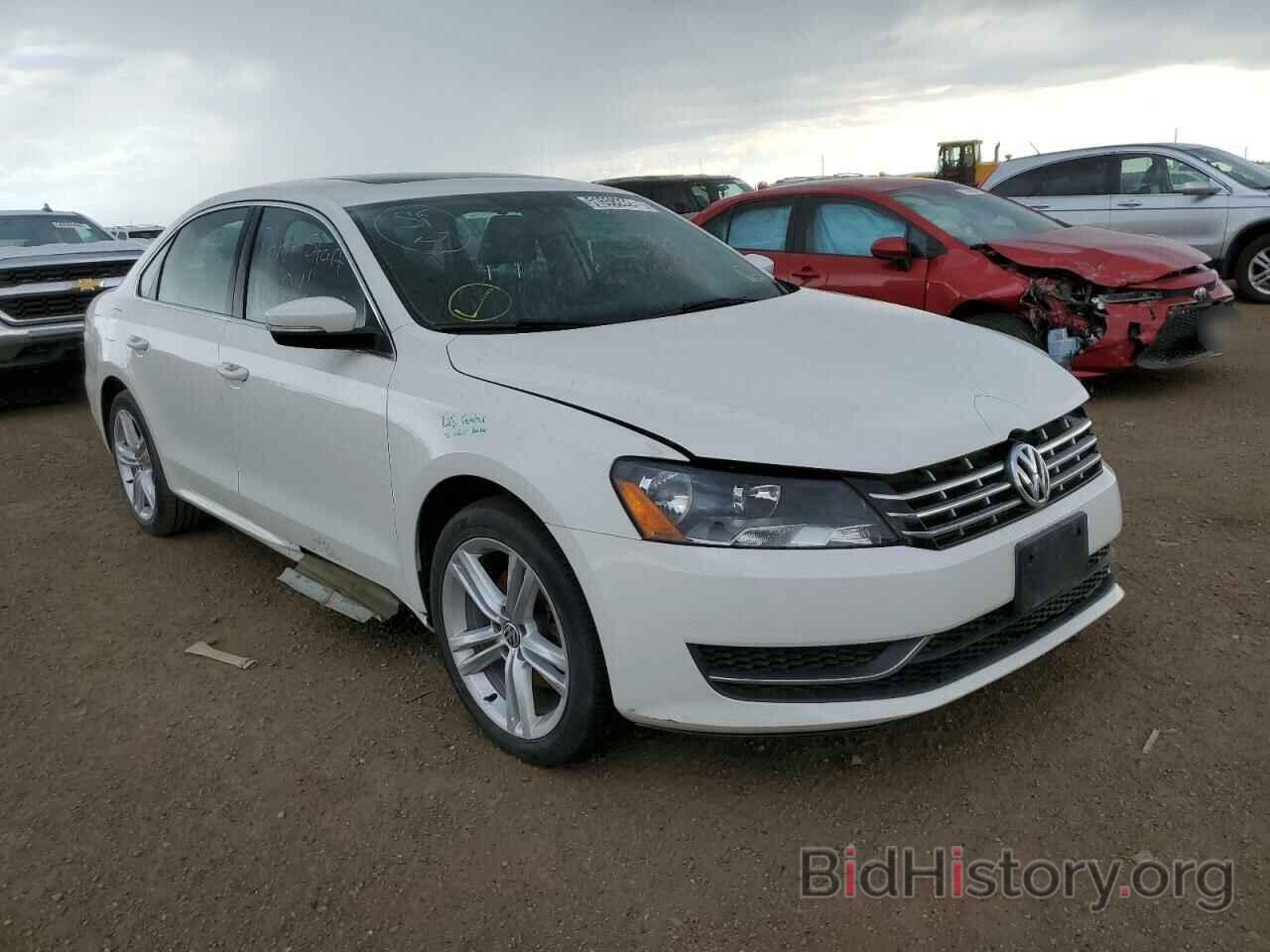 Фотография 1VWBV7A33FC091796 - VOLKSWAGEN PASSAT 2015