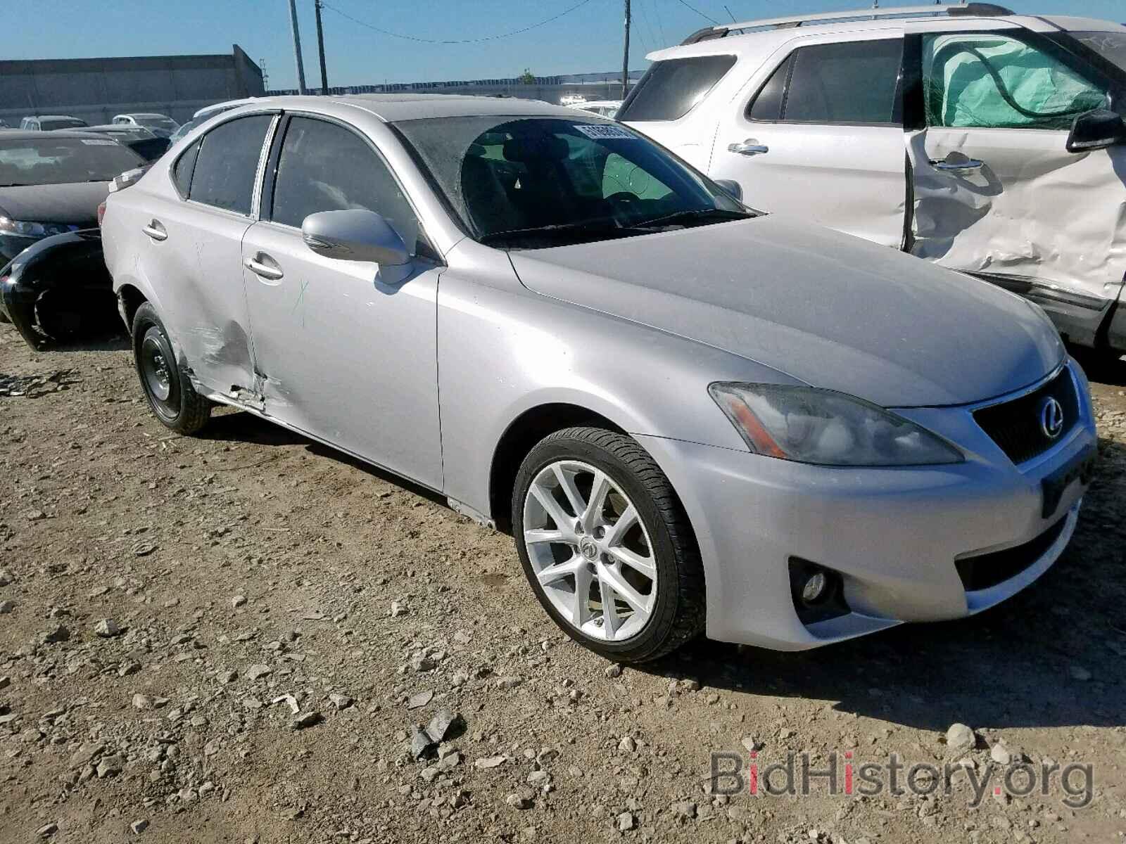 Фотография JTHCF5C24C5058172 - LEXUS IS 250 2012