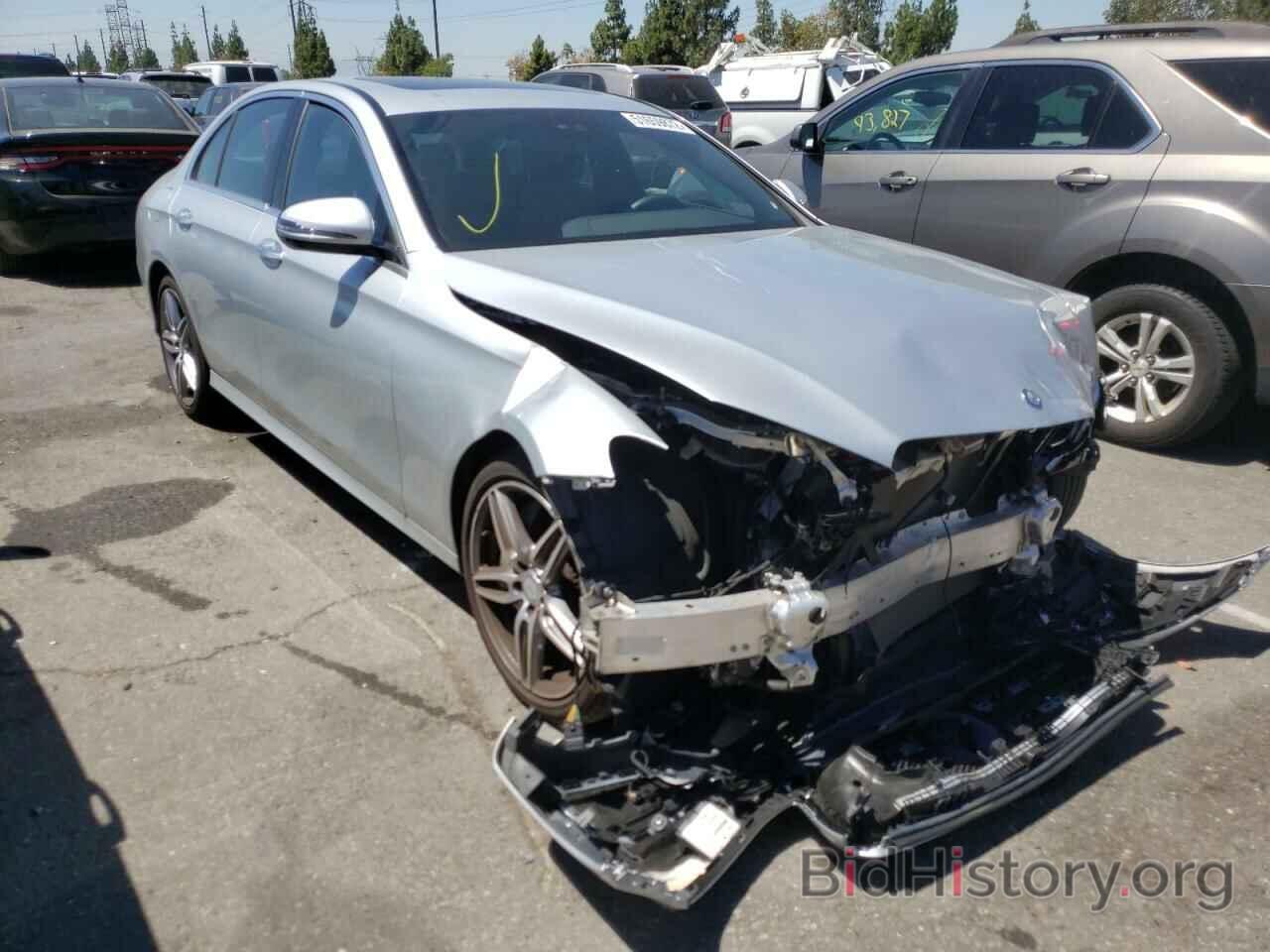 Photo WDDZF4JB2HA102957 - MERCEDES-BENZ E-CLASS 2017