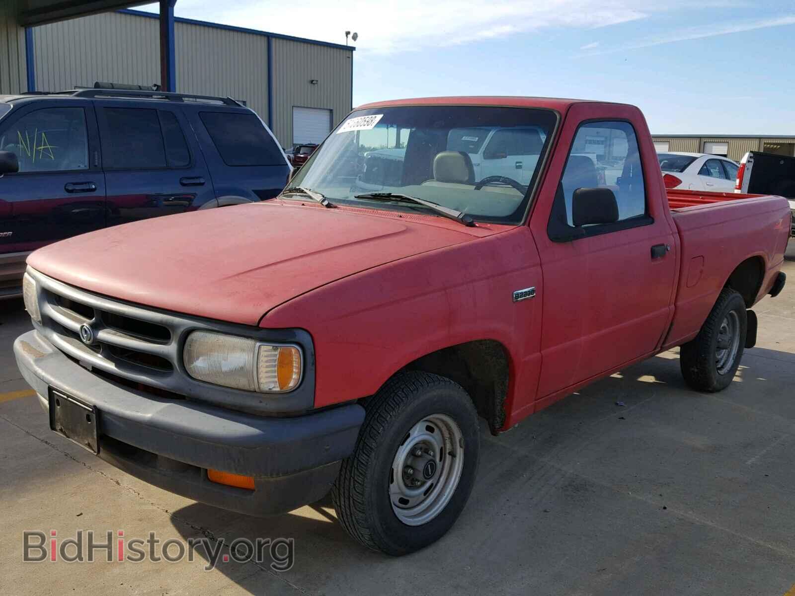 1994 MAZDA B2300 - VIN: 4F4CR12A2RTM02684 - Фото 2