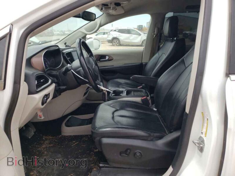 2019 Chrysler PACIFICA (VIN 2C4RC1BG6KR540010) — photo 7 of 13
