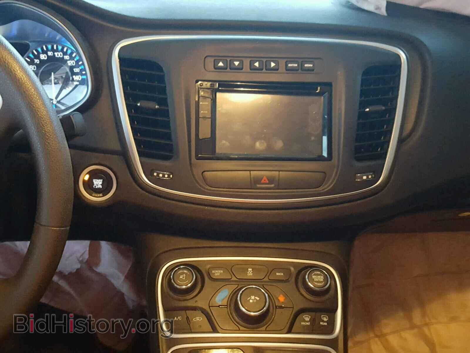 2015 CHRYSLER 200 - VIN: 1C3CCCAB4FN752192 - Фото 9