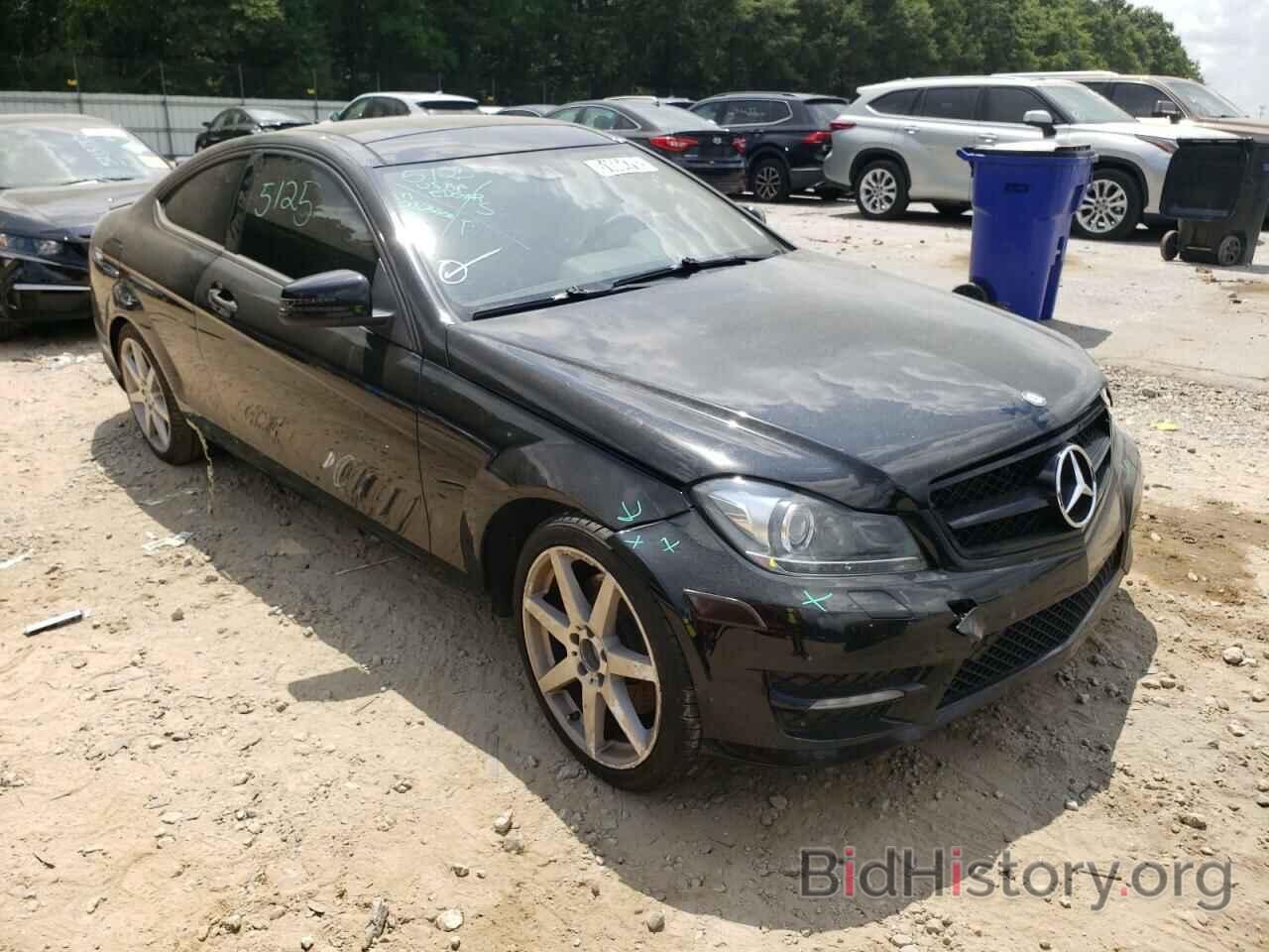 Photo WDDGJ5HB9CF937029 - MERCEDES-BENZ C-CLASS 2012