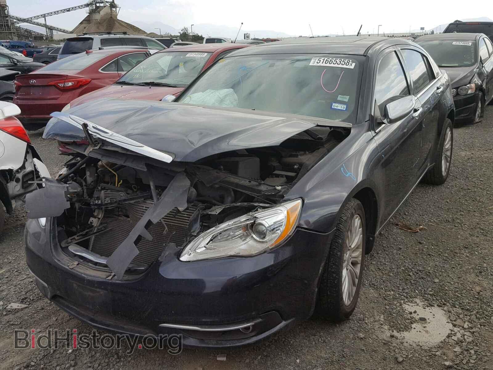 2012 CHRYSLER 200 - VIN: 1C3CCBCG2CN122301 - Photo 2