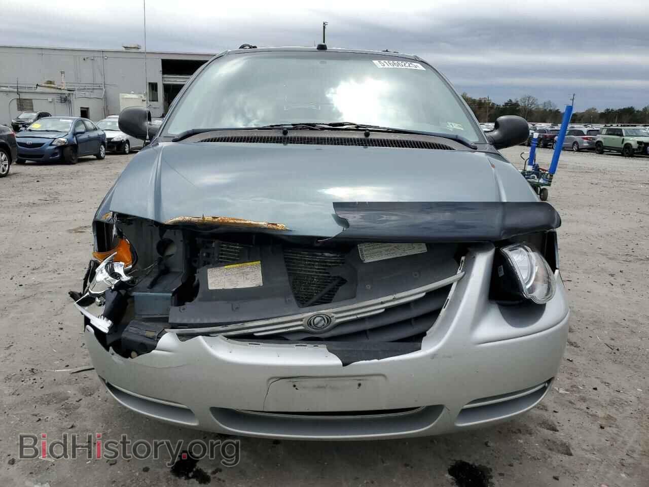 2005 CHRYSLER MINIVAN - VIN: 2C8GP64LX5R508103 - Фото 5