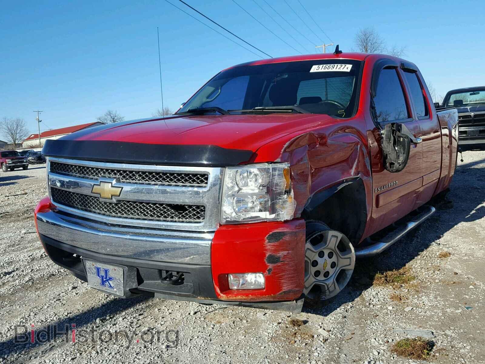 2007 CHEVROLET SILVERADO - VIN: 2GCEC19J271592689 - Photo 2