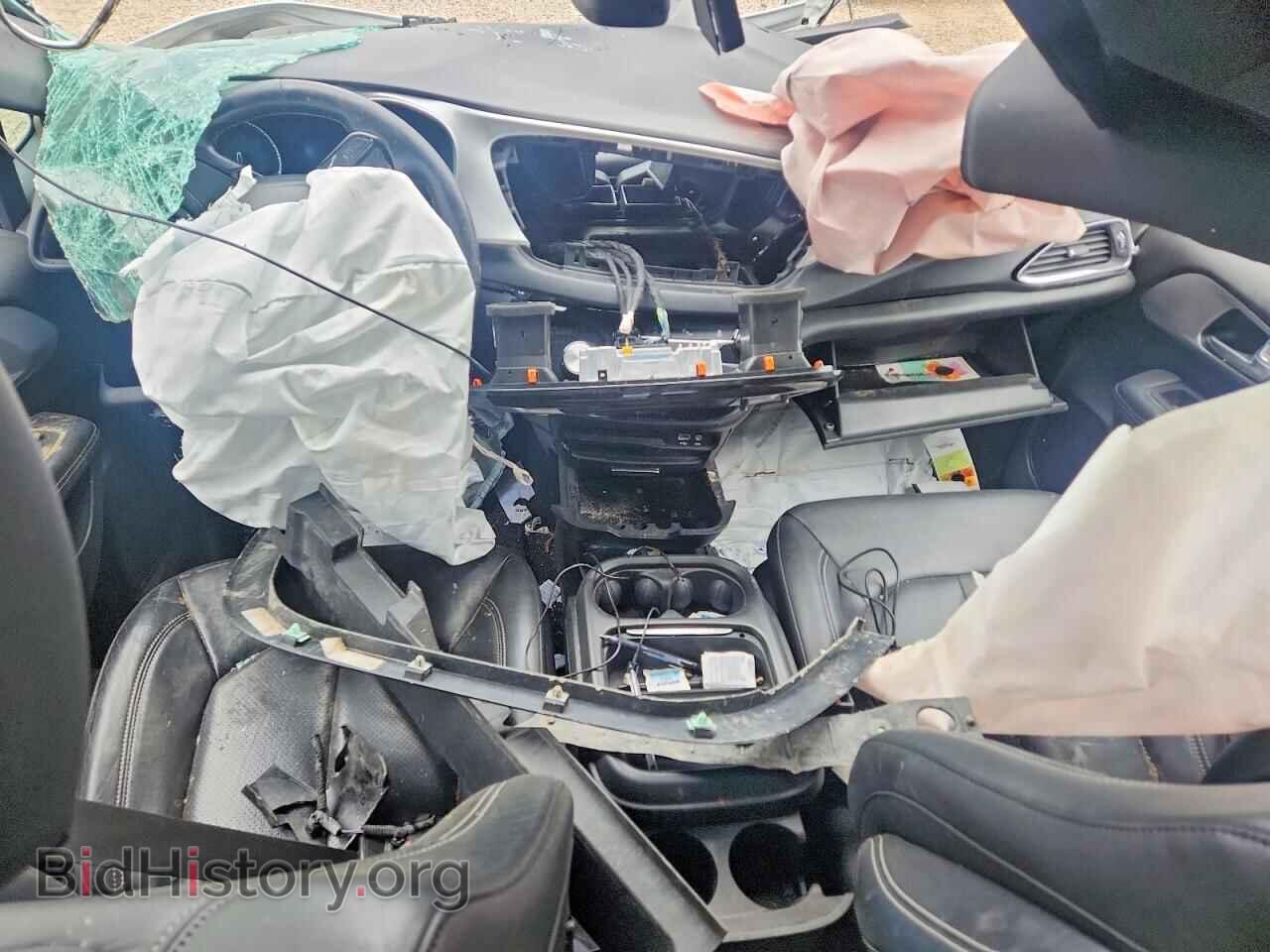 2019 CHRYSLER PACIFICA - VIN: 2C4RC1BG4KR604979 - Photo 8