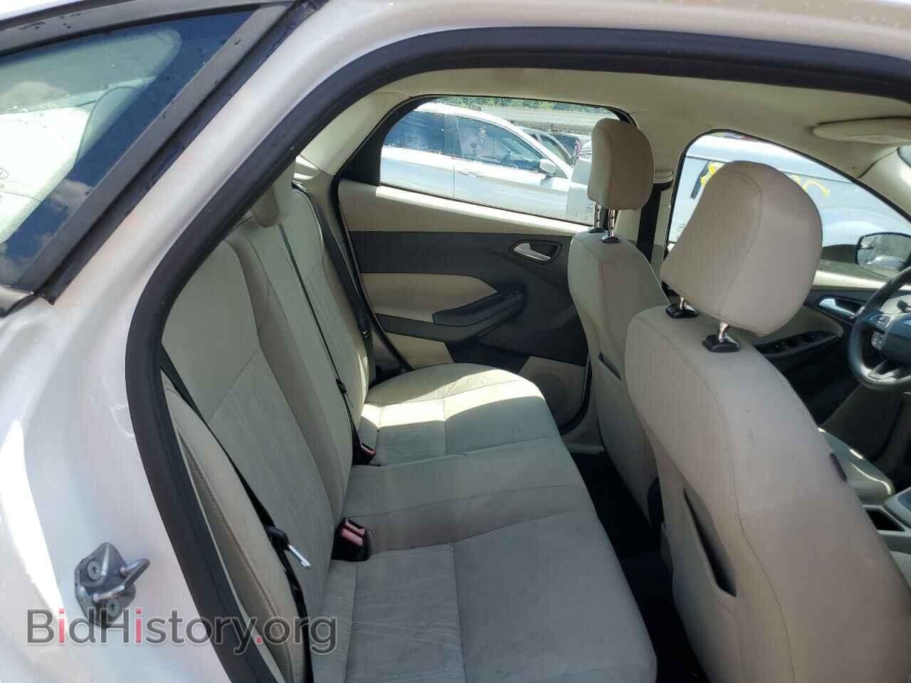 2016 FORD FOCUS - VIN: 1FADP3F29GL205063 - Фото 6