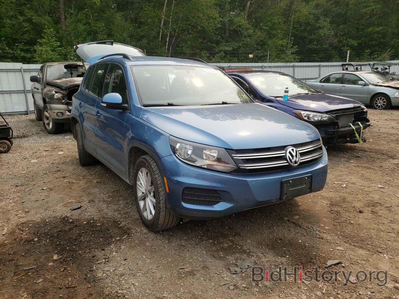 Фотография WVGBV7AX6HK050380 - VOLKSWAGEN TIGUAN 2017