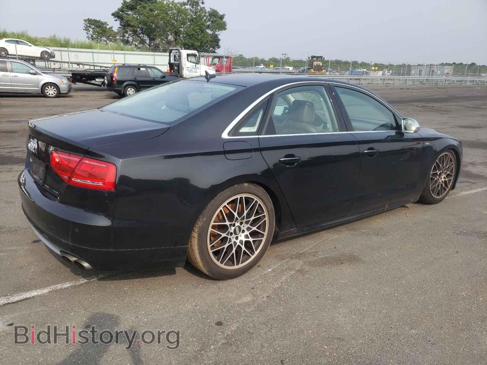2013 AUDI S8 - VIN: WAUD2AFD6DN025891 - Фото 4
