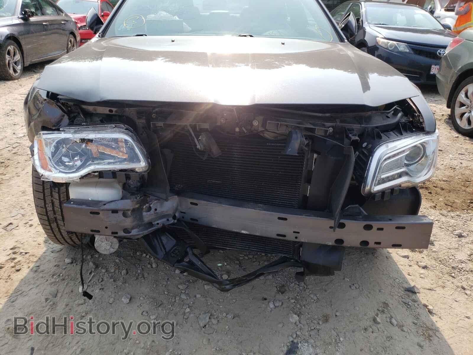 2014 CHRYSLER 300 - VIN: 2C3CCARG7EH120556 - Фото 9