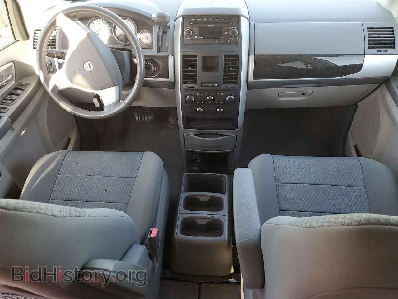 2010 DODGE CARAVAN - VIN: 2D4RN5D12AR177796 - Фото 8