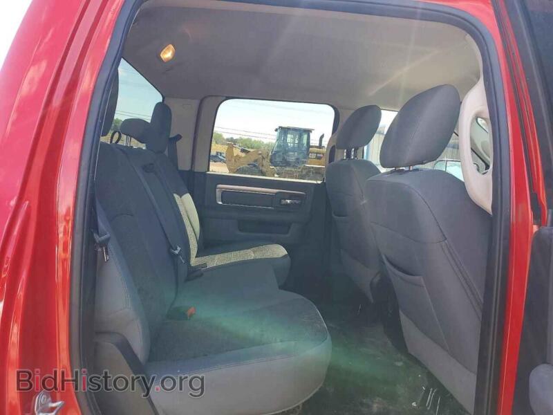 2016 RAM 1500 (VIN 3C6RR7LT5GG262668) — photo 10 of 12