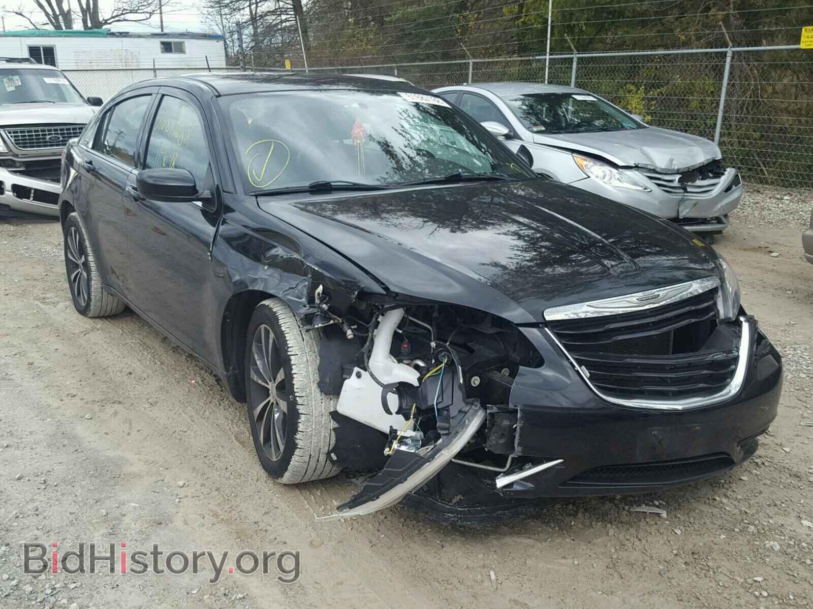 Фотография  - CHRYSLER 200 2012