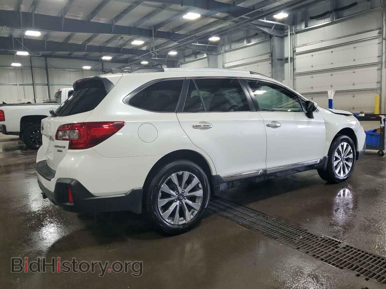 2018 SUBARU OUTBACK - VIN: 4S4BSETC9J3219931 - Фото 3