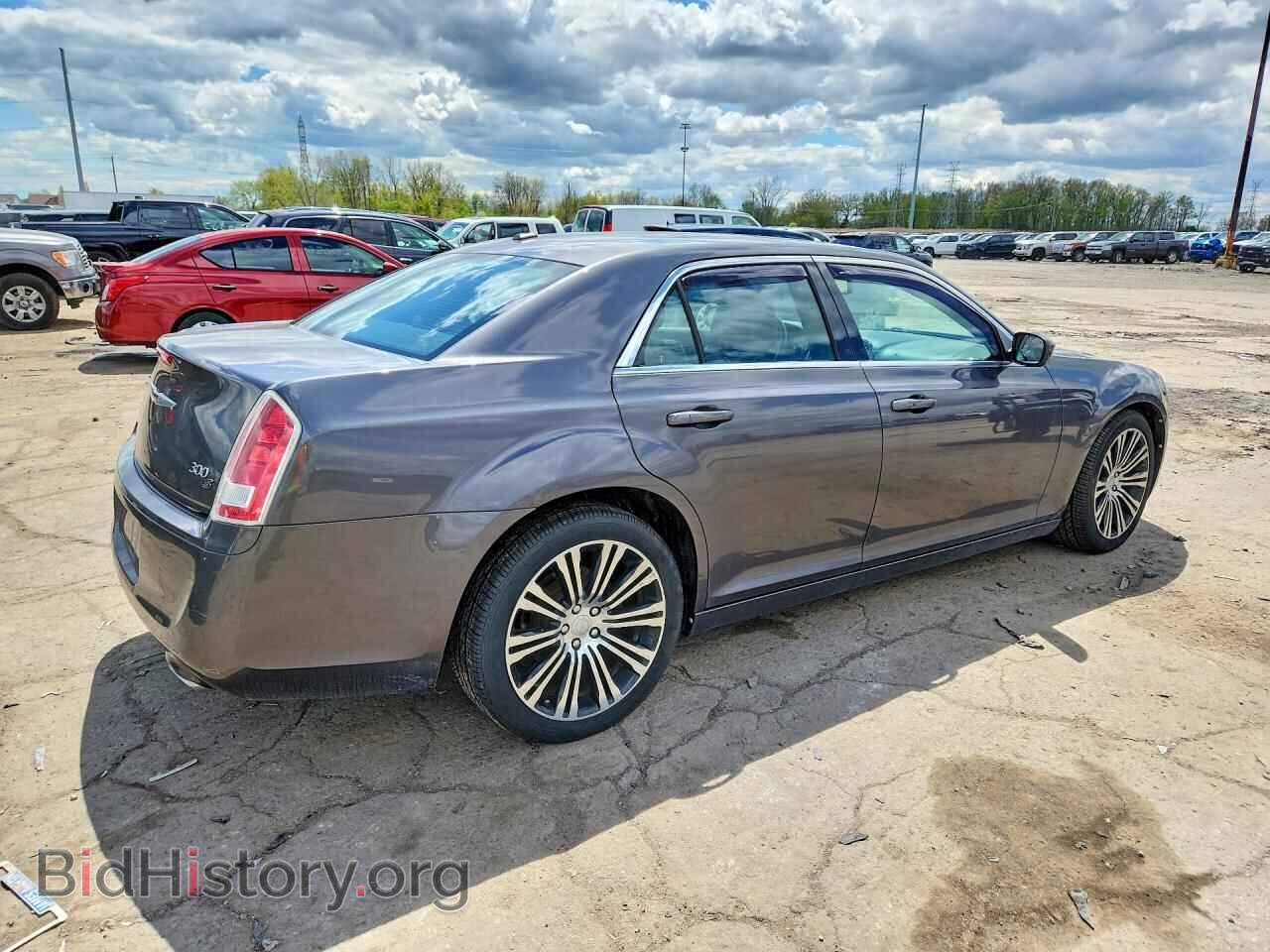 2013 CHRYSLER 300 - VIN: 2C3CCABT7DH648474 - Фото 3
