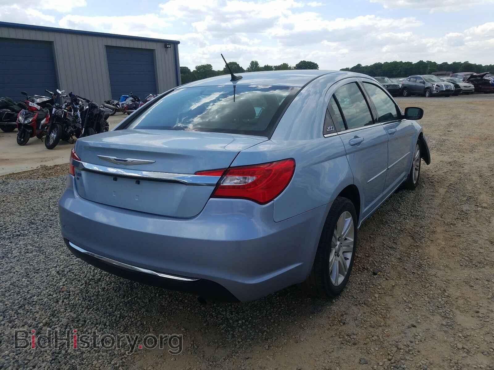2013 CHRYSLER 200 - VIN: 1C3CCBBB9DN656225 - Фото 4