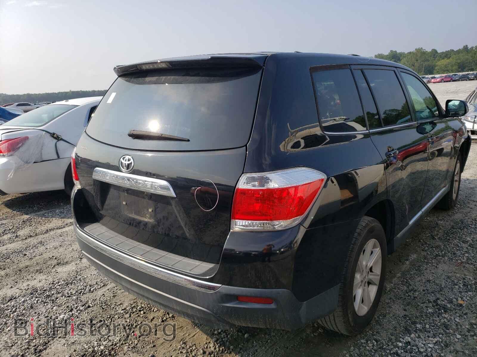 2013 TOYOTA HIGHLANDER - VIN: 5TDZA3EH8DS045677 - Фото 4