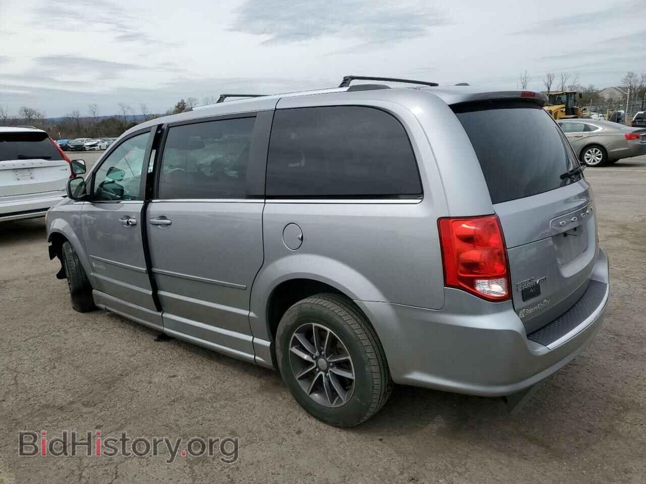 2017 DODGE CARAVAN - VIN: 2C4RDGCG6HR562645 - Фото 2