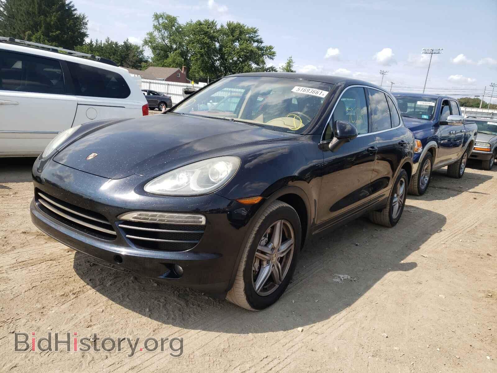 2011 PORSCHE CAYENNE - VIN: WP1AB2A24BLA44044 - Фото 2