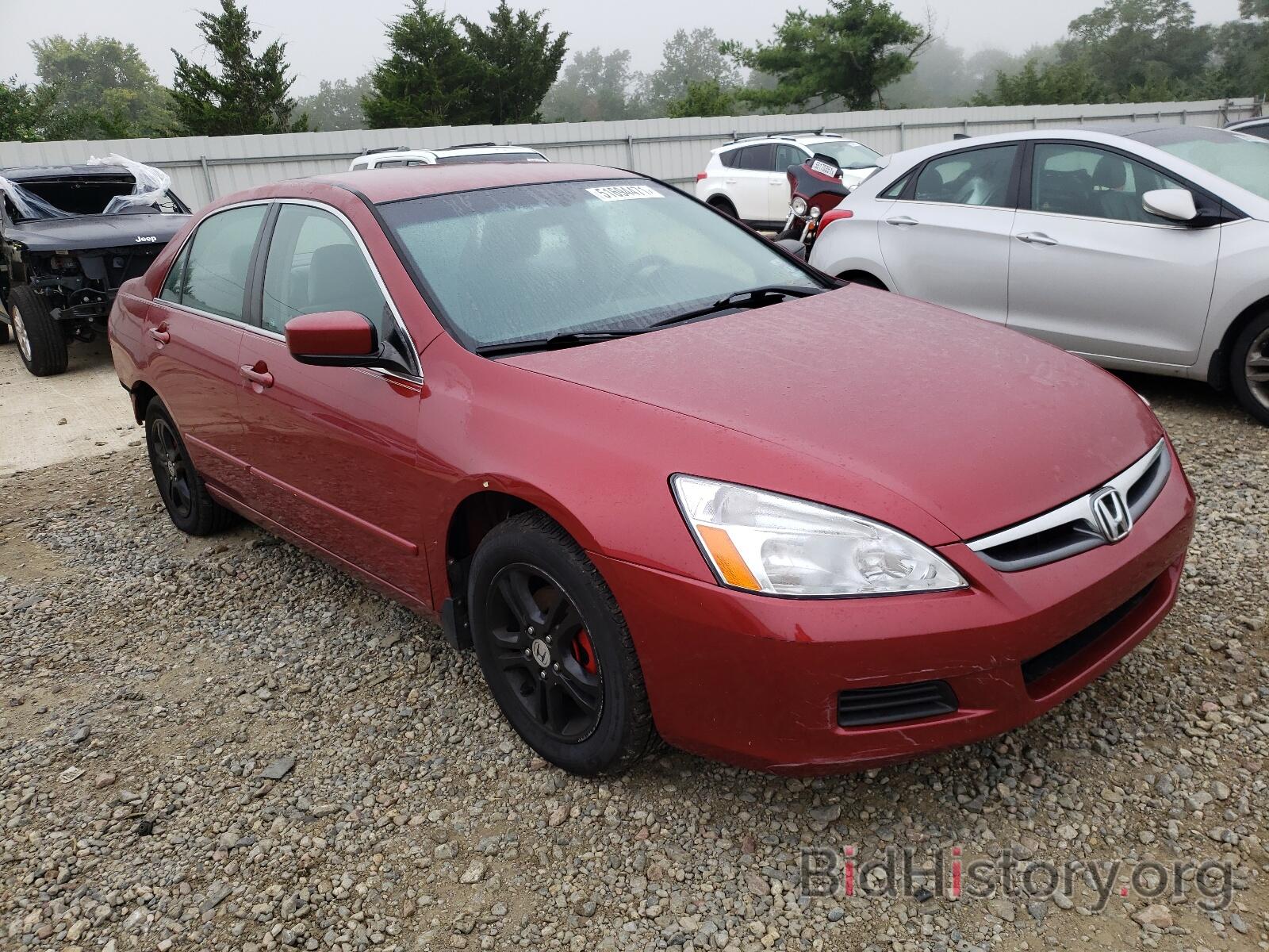 Photo 1HGCM563X7A032881 - HONDA ACCORD 2007