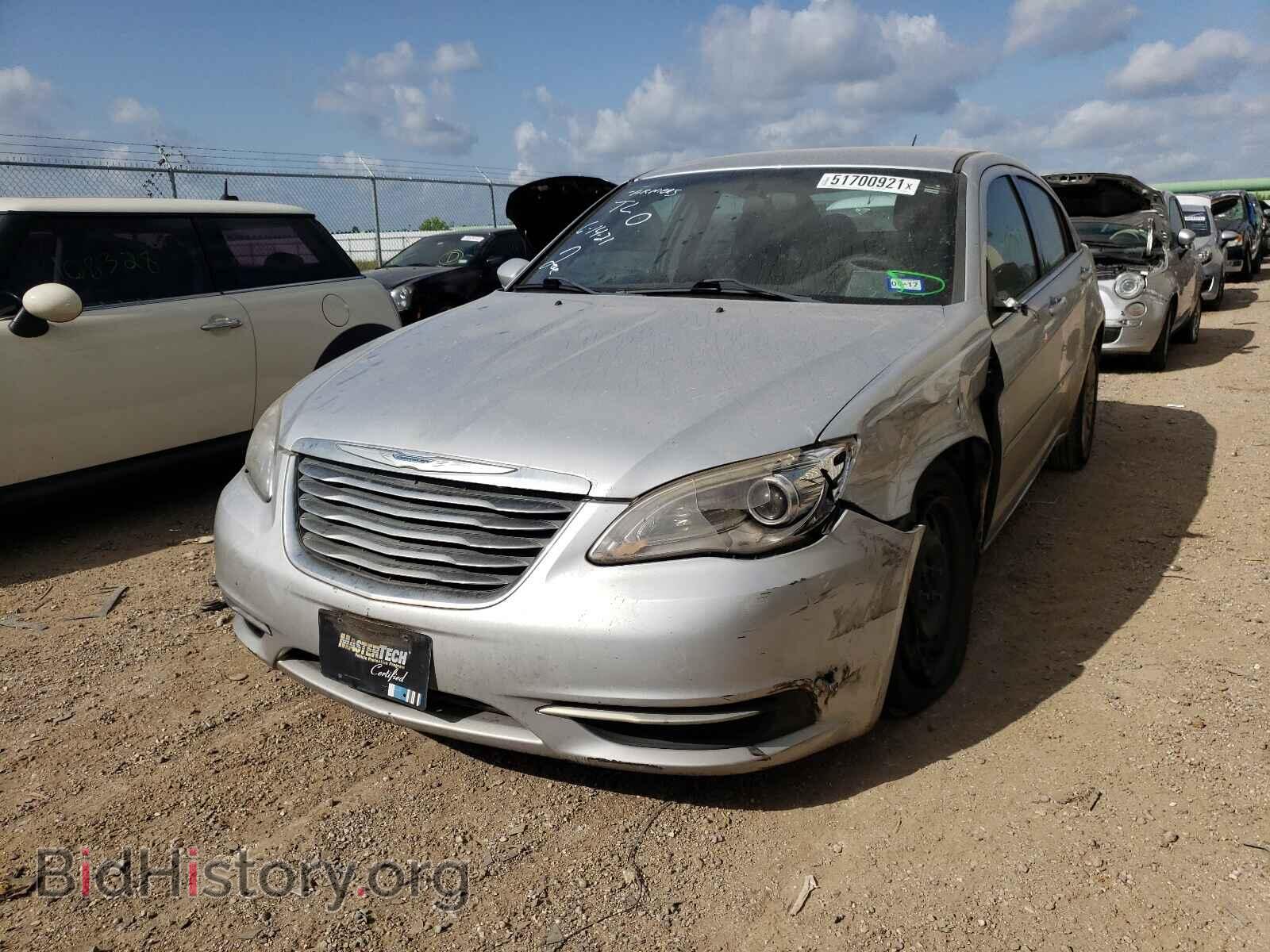 2012 CHRYSLER 200 - VIN: 1C3CCBAB8CN191811 - Фото 2