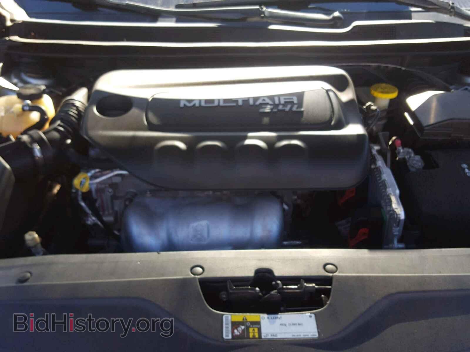 2016 CHRYSLER 200 - VIN: 1C3CCCAB1GN166566 - Photo 7