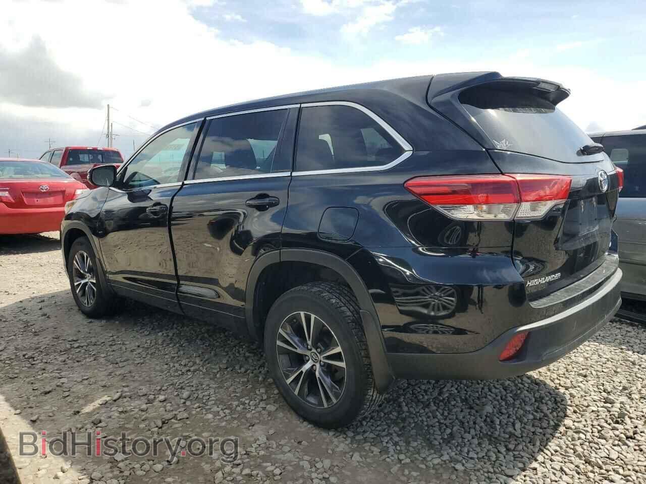 2018 TOYOTA HIGHLANDER - VIN: 5TDBZRFH2JS875952 - Фото 2