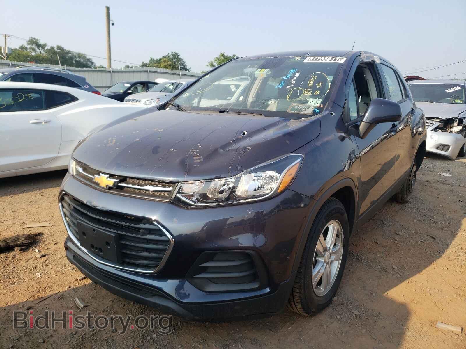 2019 CHEVROLET TRAX - VIN: 3GNCJKSB3KL256389 - Фото 2
