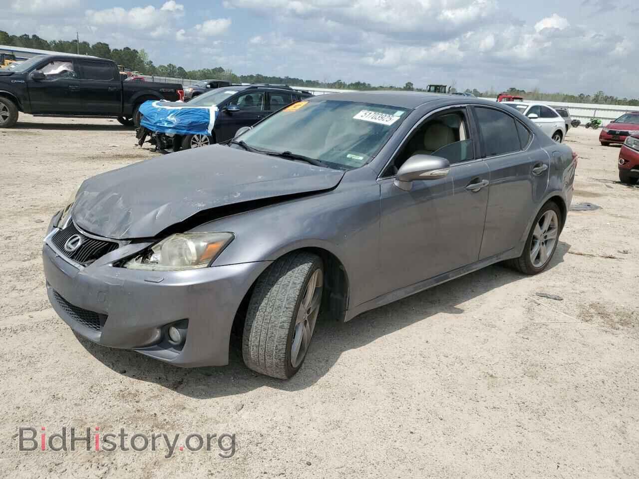 Фотография JTHBE5C29C5029121 - LEXUS IS 2012