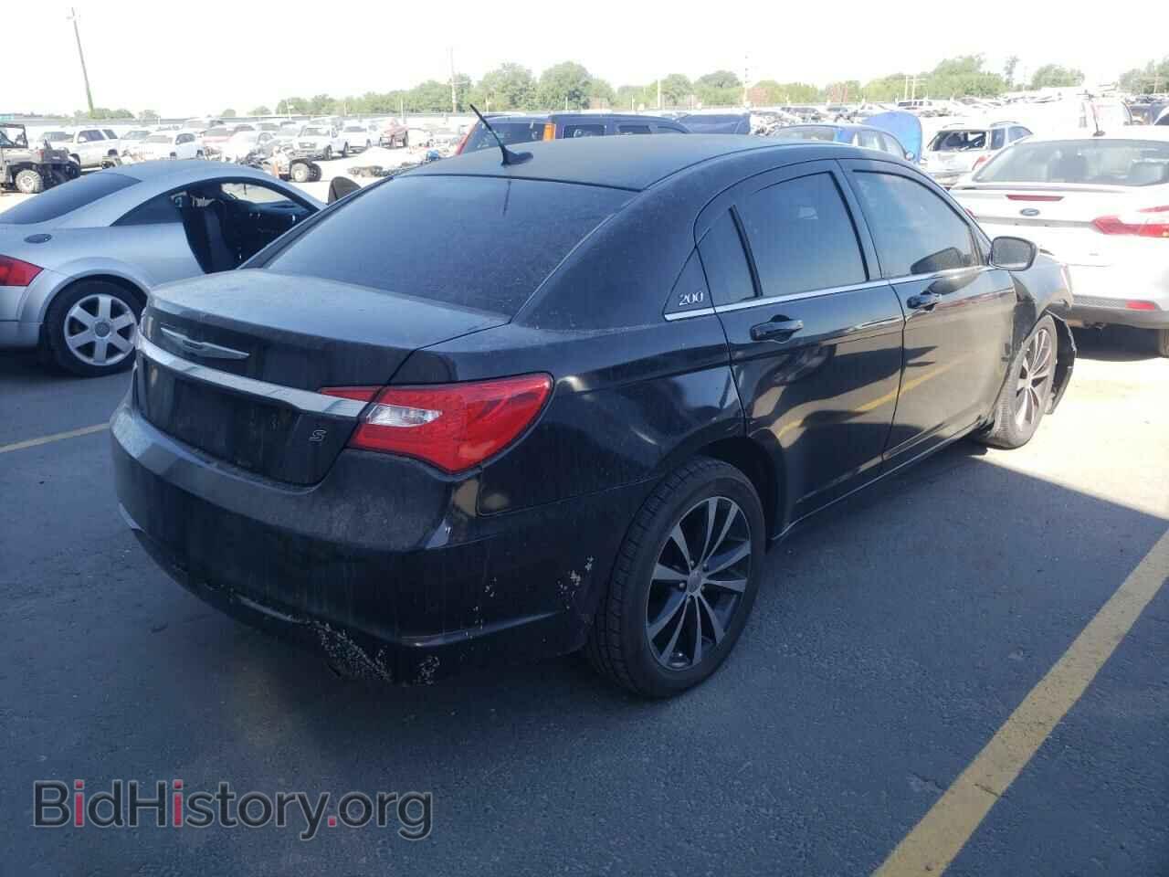2013 CHRYSLER 200 - VIN: 1C3CCBCG0DN738905 - Photo 4