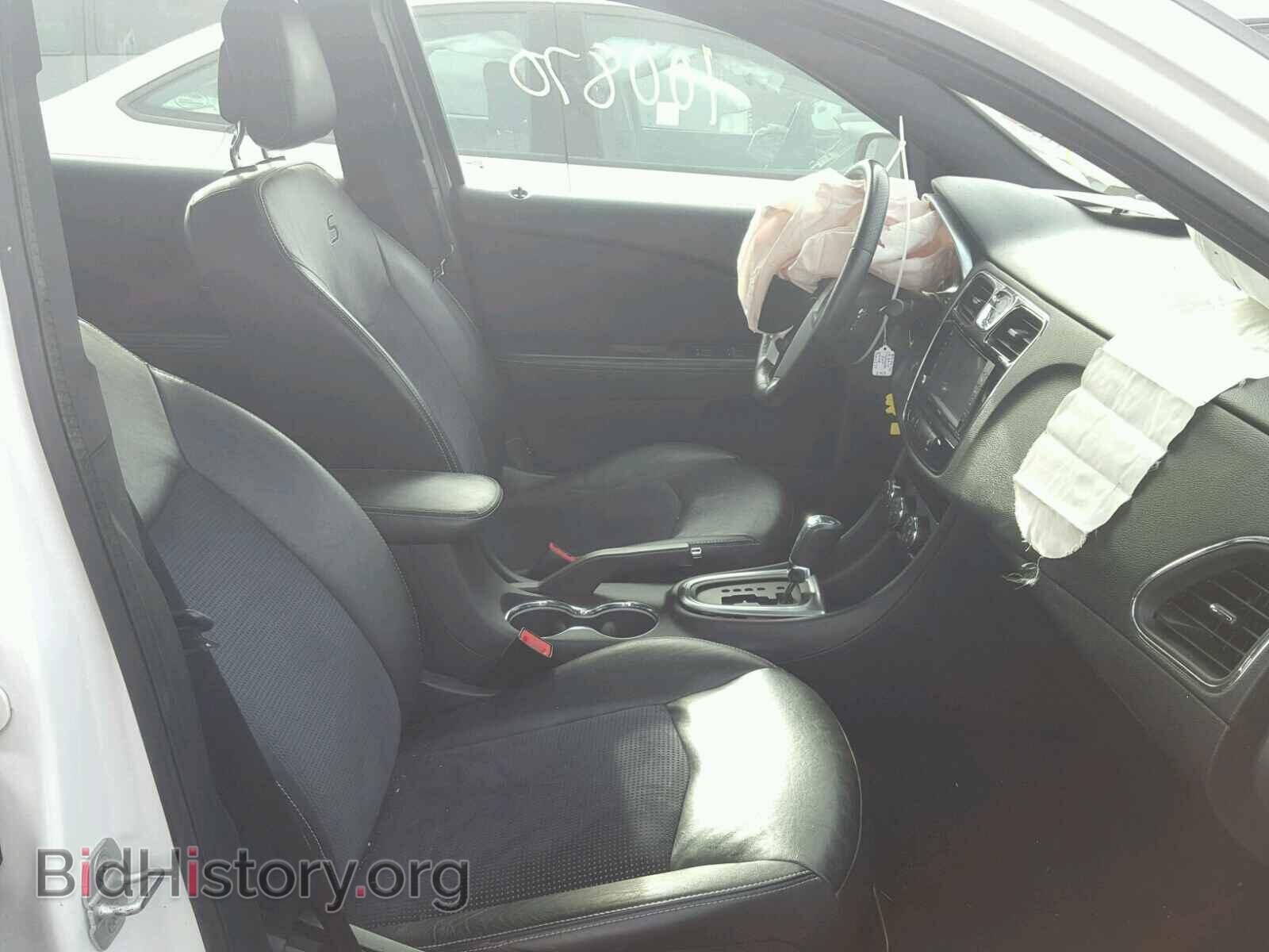 2011 CHRYSLER 200 - VIN: 1C3BC8FG6BN612703 - Фото 5