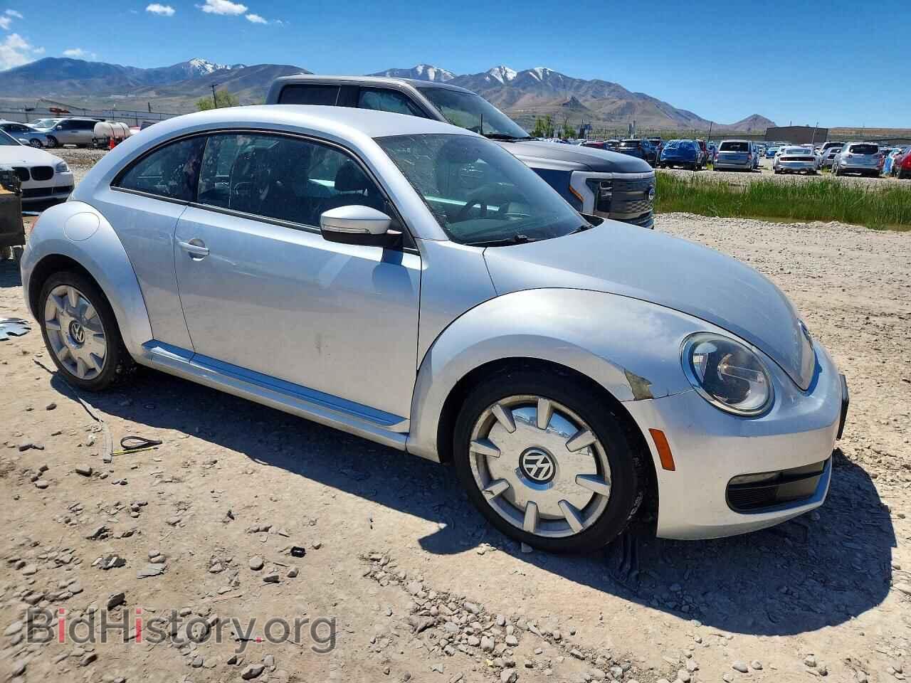 2012 VOLKSWAGEN BEETLE - VIN: 3VWJP7AT3CM601922 - Фото 4