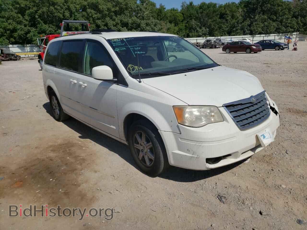 Photo 2A4RR5D17AR249717 - CHRYSLER MINIVAN 2010