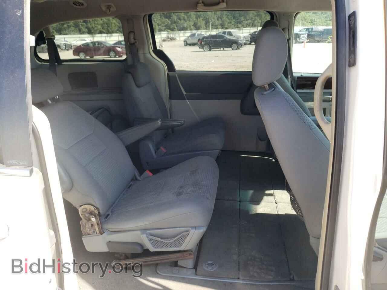 2010 CHRYSLER MINIVAN - VIN: 2A4RR5D17AR249717 - Фото 6