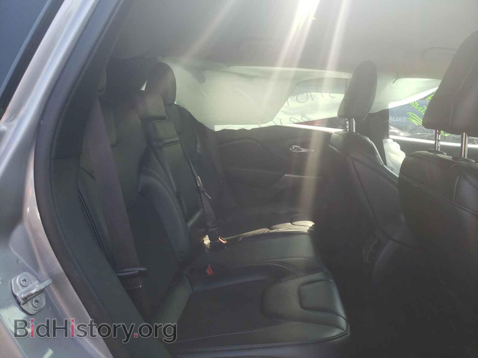 2019 JEEP CHEROKEE - VIN: 1C4PJMLB2KD224169 - Фото 6