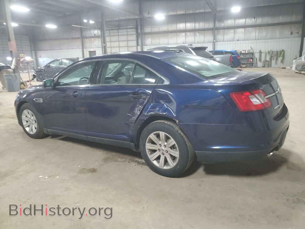 2011 FORD TAURUS - VIN: 1FAHP2DW2BG153259 - Photo 2