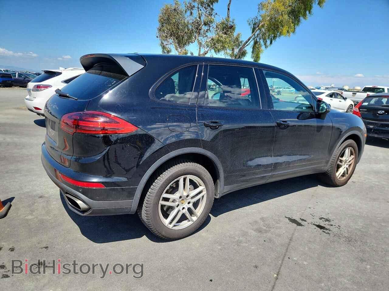 2016 PORSCHE CAYENNE - VIN: WP1AA2A21GLA00996 - Photo 3