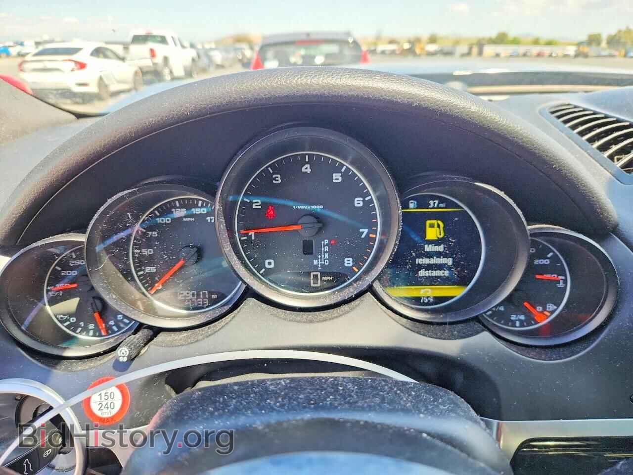 2016 PORSCHE CAYENNE - VIN: WP1AA2A21GLA00996 - Photo 9