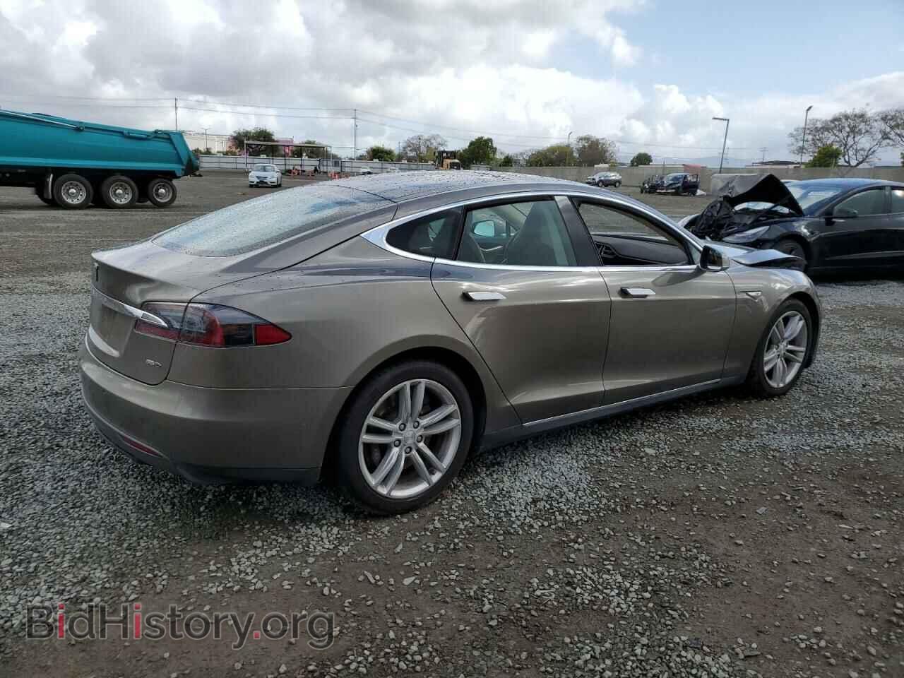 2015 TESLA MODEL S - VIN: 5YJSA1H26FF096714 - Фото 3