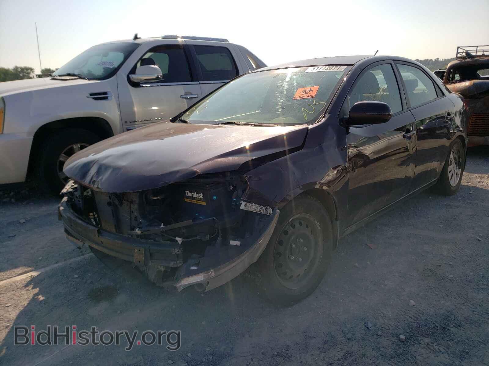 2011 KIA FORTE - VIN: KNAFU4A26B5402825 - Фото 2
