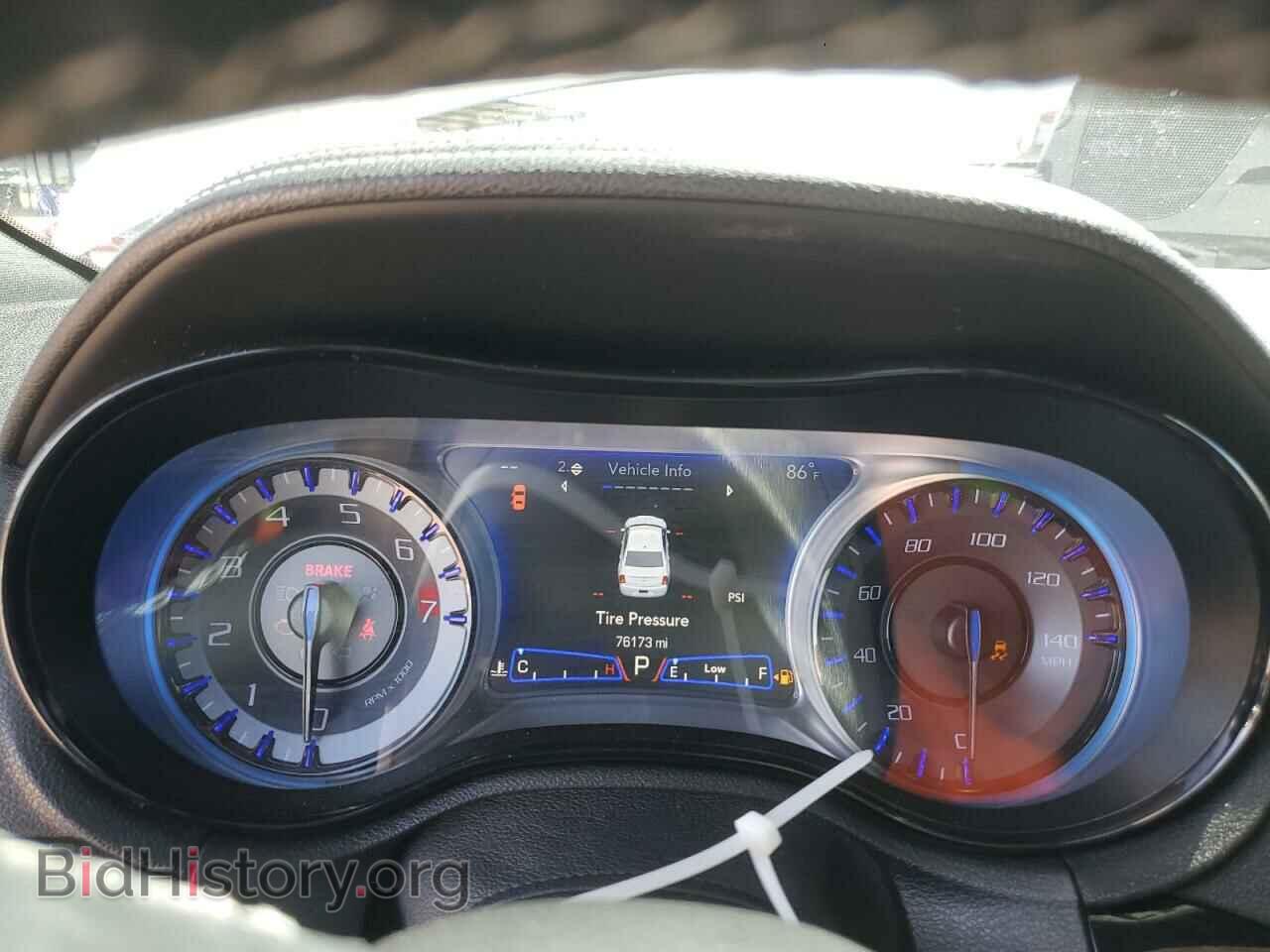 2019 CHRYSLER 300 - VIN: 2C3CCAGG0KH539766 - Фото 9