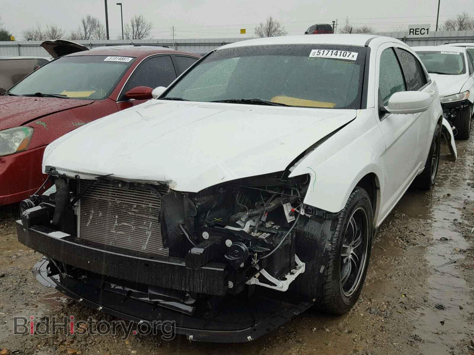 2013 CHRYSLER 200 - VIN: 1C3CCBBB7DN764553 - Photo 2
