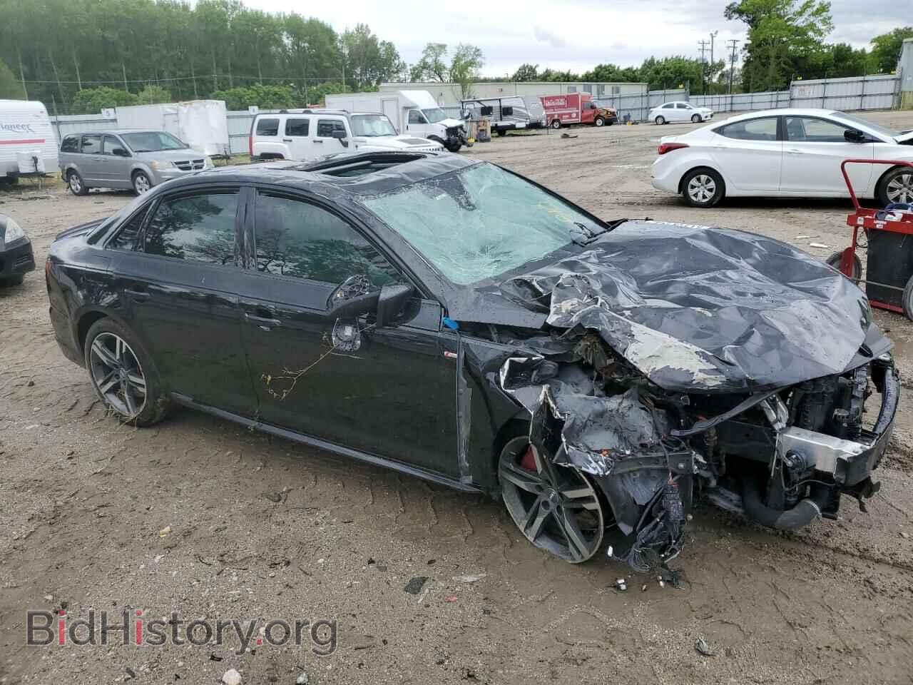 2018 AUDI A4 - VIN: WAUENAF48JN010882 - Фото 4