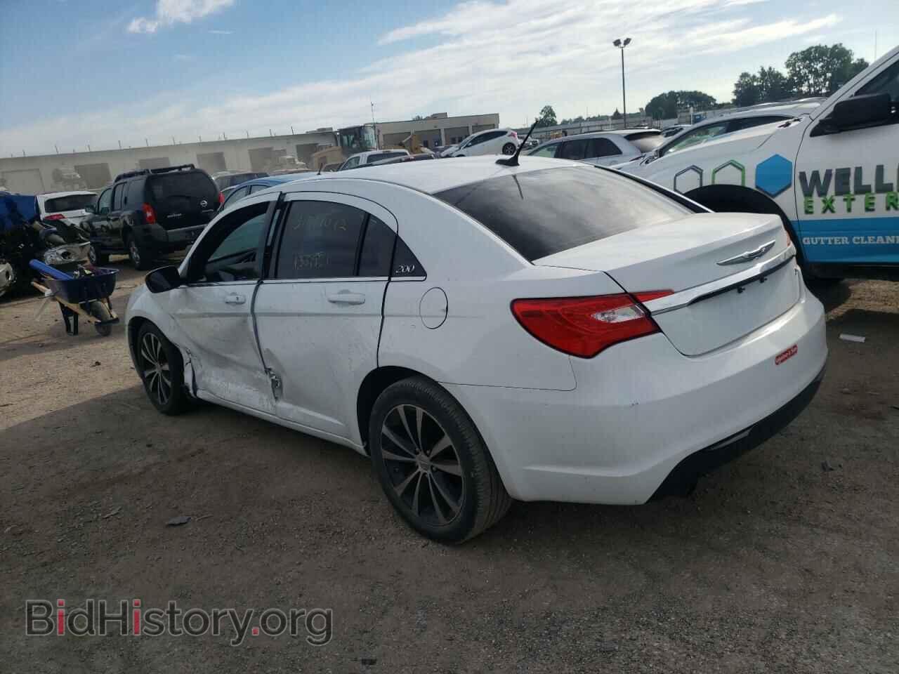 2014 CHRYSLER 200 - VIN: 1C3CCBBG3EN187369 - Фото 3