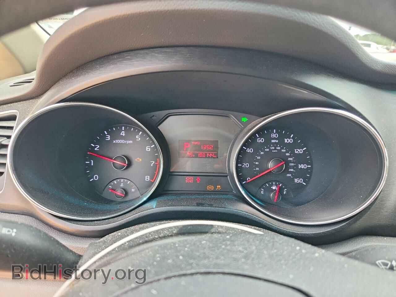 2016 KIA All Models - VIN: KNDMB5C19G6164402 - Фото 9