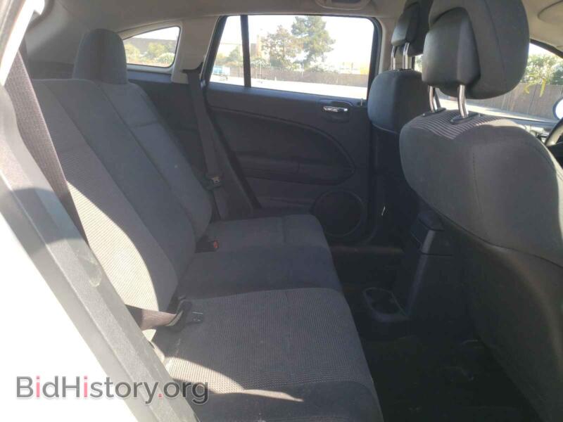 2011 Dodge CALIBER (VIN 1B3CB3HA7BD118064) — photo 6 of 10