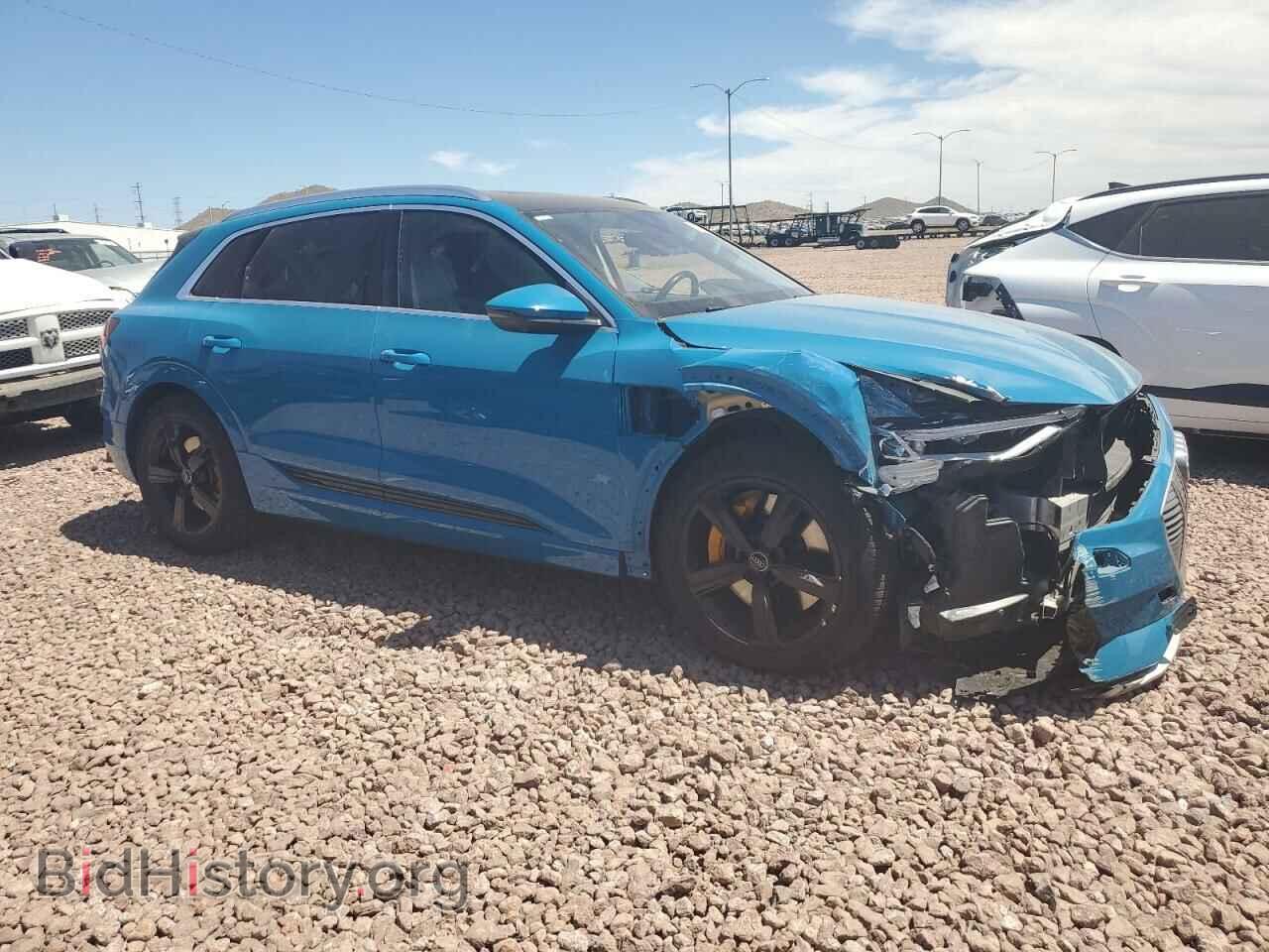 2019 AUDI E-TRON - VIN: WA1LABGE4KB017411 - Photo 4