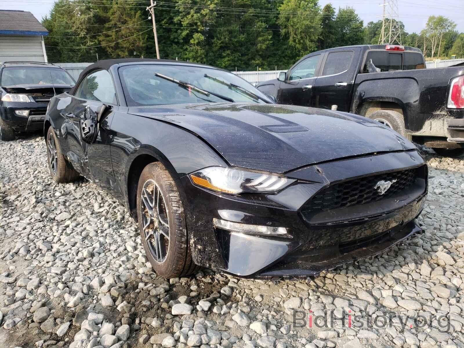 Photo 1FATP8UHXL5115337 - FORD MUSTANG 2020