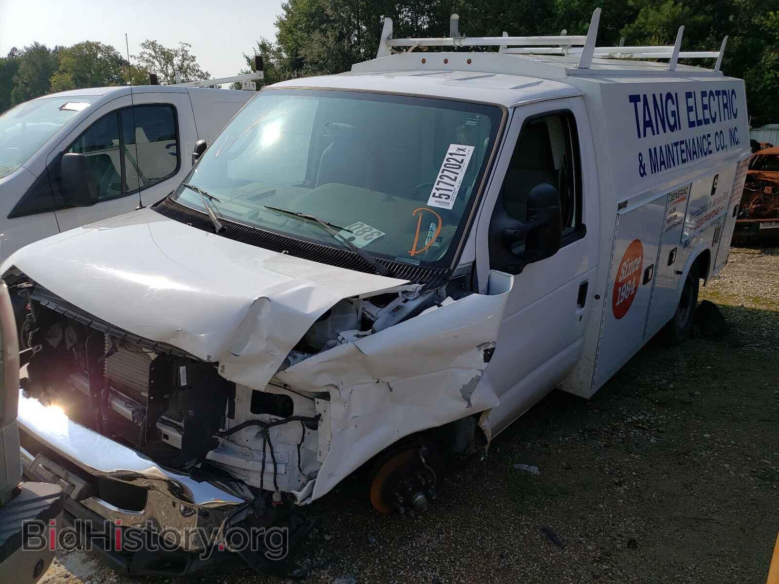 2019 FORD ECONOLINE - VIN: 1FDWE3F62KDC57354 - Фото 2